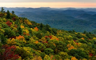 Картинка Осень, холмы, вид, дымка, оранжевый, вечер, лес, небо, высота, закат, деревья