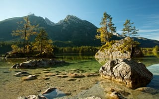 Картинка National Park Berchtesgaden, Germany, камни, Германия, горы, Альпы, Bavaria, Национальный парк Берхтесгаден, река, деревья