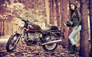 Обои девушка, BMW, мотоцикл