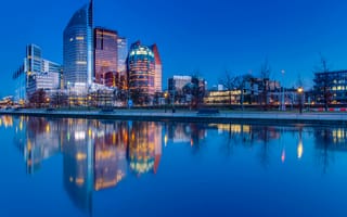 Картинка Hague, Нидерланды, дома, вечер, река, вода, отражение, Гаага, набережная