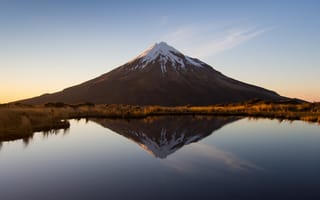 Картинка Новая Зеландия, гора, озеро, отражение, Таранаки, вулкан