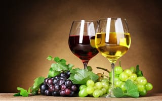 Картинка вино, виноград, бокалы, белое, ягоды, грозди, листья, красное