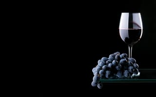 Картинка полка, гроздь, красное, стекло, вино, отражение, бокал, виноград