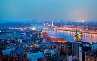 Картинка Венгрия, дома, вечер, река, город, Budapest, здания, огни, освещение, Будапешт, панорама, мост