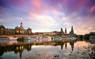 Картинка Dresden, Эльба, утро, Elbe, пристань, Germany, город, лодки, река, Германия, Deutschland, Дрезден, здания