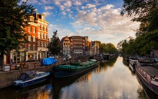 Картинка Amsterdam, вода, Амстердам, здания, канал, вечер, дома, город, река, Нидерланды, Nederland, небо, лодки