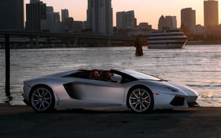 Картинка roadster, Lamborghini Aventador, ламборгини, небо, город, родстер, LP700-4