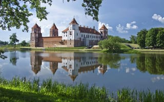 Картинка вода, отражение, Мирский замок, пруд, Mirsky Castle Complex, Гродненская область, Беларусь