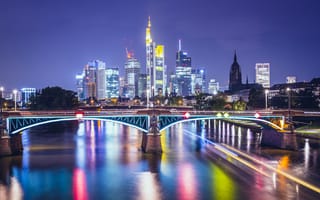 Картинка ночь, мост, огни, небоскребы, река, дома, Германия, фонари