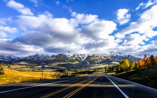 Картинка дорога, небо, горы, тучи