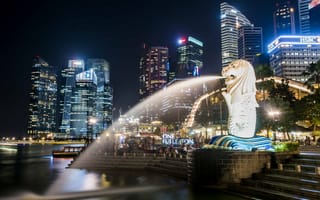 Картинка мегаполис, небоскрёбы, фонтаны, Сингапур, Singapore, подсветка