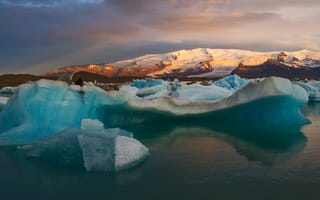 Картинка Исландия, залив, айсберги, снег, горы