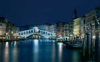 Картинка Venice, ночь, здания, Венеция, архитектура, голубой, Italy, мост, Италия, красивый, пейзаж, канал, вид