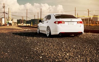 Картинка Acura TL, железная дорога, диски, акура, тюнинг, вечер, рельсы, гравий