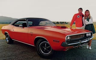 Картинка передок, Dodge, девушка, Challenger, R T, 1970, Мускул кар, парень, Челенжер, Muscle car, Додж