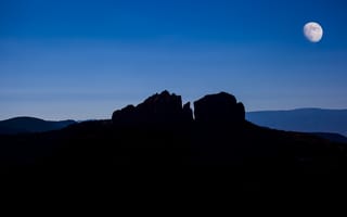 Картинка USA, скала, луна, Sedona, Arizona, силуэт, горы, каньон, ночь