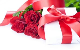 Картинка цветы, розы, день всех влюбленных, подарок, праздник, любовь, день святого валентина, упаковка, красные, лента, чувства, коробка, шелк, бантик, атлас