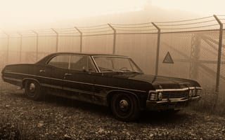 Картинка Сhevrolet Impala, знак, hardtop, пешотка, забор, supernatural, sedan, 1967