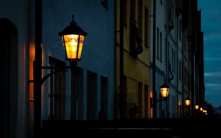 Обои Hjärup, ночь, улица, вечер, дома, город, свет, Sweden, Швеция, освещение, фонари