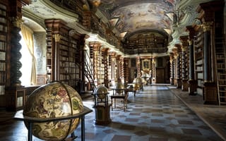 Картинка библиотека, роспись, лепка, книги, потолок, глобусы, колонны