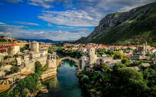 Картинка река Неретва, Mostar, Мостар, Старый Мост, панорама, горы, Босния и Герцеговина, Bosna i Hercegovina, пейзаж