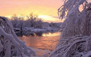 Обои река, снег, закат, зима