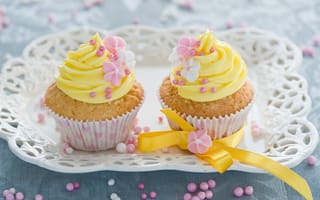 Картинка кексы, выпечка, цветы, крем, Anna Verdina, ленточки, десерт, сладкое, желтый, пирожные, сладости, украшение