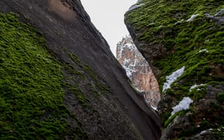 Картинка горы, камни, мох, скалы