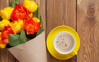 Обои кофе, тюльпаны, yellow, flowers, coffee, colorful, cup, букет, tulips