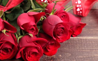 Картинка красные розы, roses, valentine's day, букет, red, love, romantic, heart