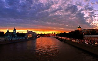 Картинка Москва, город, водный канал, закат, Россия, река, рассвет, небо, облака