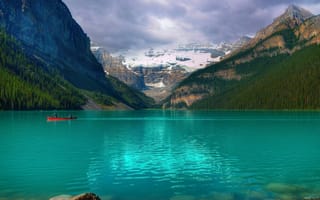 Обои canada, озеро, национальный парк, national park, Emerald Lake Louise, Канада, emerald lake louise