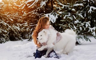 Картинка белая, зима, прогулка, природа, девушка, деревья, собака, снег, рыжая