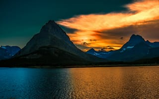 Картинка восход, горы, Glacier National Park, парк, озеро, Grinnell Peak, утро, Montan, sunrise, Swiftcurrent Lake, Монтана