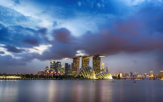 Картинка Singapore, Сингапур, тучи, ночь, Gardens by the Bay, залив, город, небо