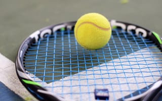 Картинка мяч, ракетка, теннис