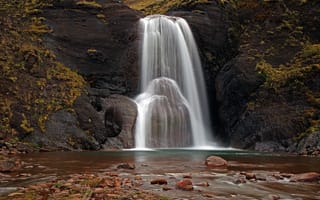 Картинка природа, осень, водопад, река, камни, скала