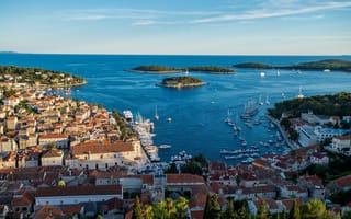 Картинка море, дома, крыши, панорама, Хвар, Хорватия