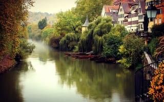 Картинка Tübingen, дома, река, Германия, Deutschland, город, осень, туман, здания, деревья, Тюбинген