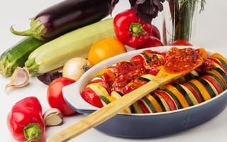 Картинка еда, баклажаны, красный перец, овощи, запеканка, чеснок, кабачки, помидоры