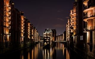 Картинка Гамбург, отражение, освещение, вода, замок, ров, ночь