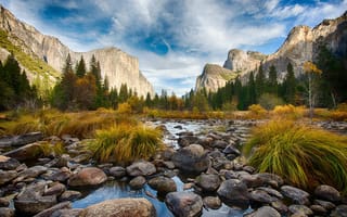 Картинка Yosemite, Fog, Waterfall, National Park, Tunnel, река, лес, горы, Valley, пейзаж, парк