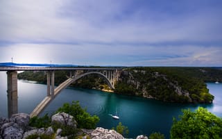 Обои мост, река Крка, Croatia, Krka River, яхта, река, Хорватия