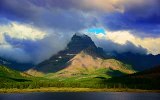 Обои Скалистые горы, лес, США, гора, Национальный парк Глейшер, тучи, штат Монтана, озеро, Mount Wilbur, облака, небо