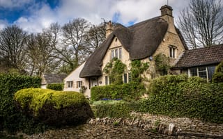 Картинка деревья, камни, кусты, дома, деревня, Англия, сад, Castle Combe