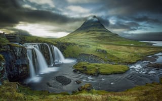 Картинка Kirkjufell, гора, река, Исландия, облака, водопад, вулкан