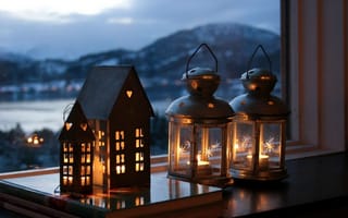 Картинка вечер, лампы, настроение, город, окно, свечи