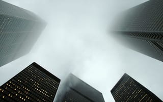 Обои дома, город, небоскрёбы, туман