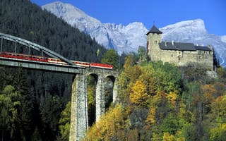 Картинка австрия, горы, опора, башня, деревья, замок, мост, небо, лес, поезд