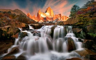 Обои закат, Аргентина, горы, водопад, камни, Патагония, деревья, ручей, скалы